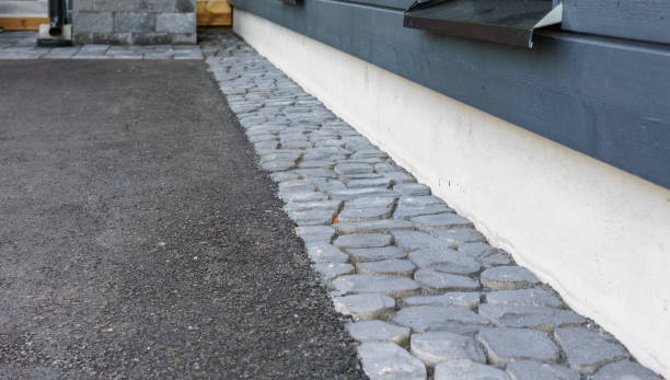 Best Local Driveway Pavers  in Frontenac, KS