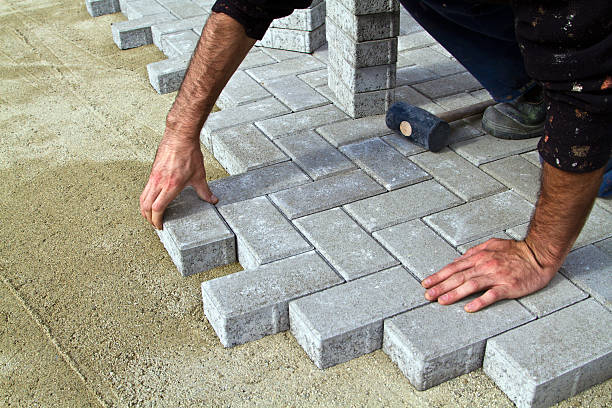 Best Commercial Driveway Pavers  in Frontenac, KS